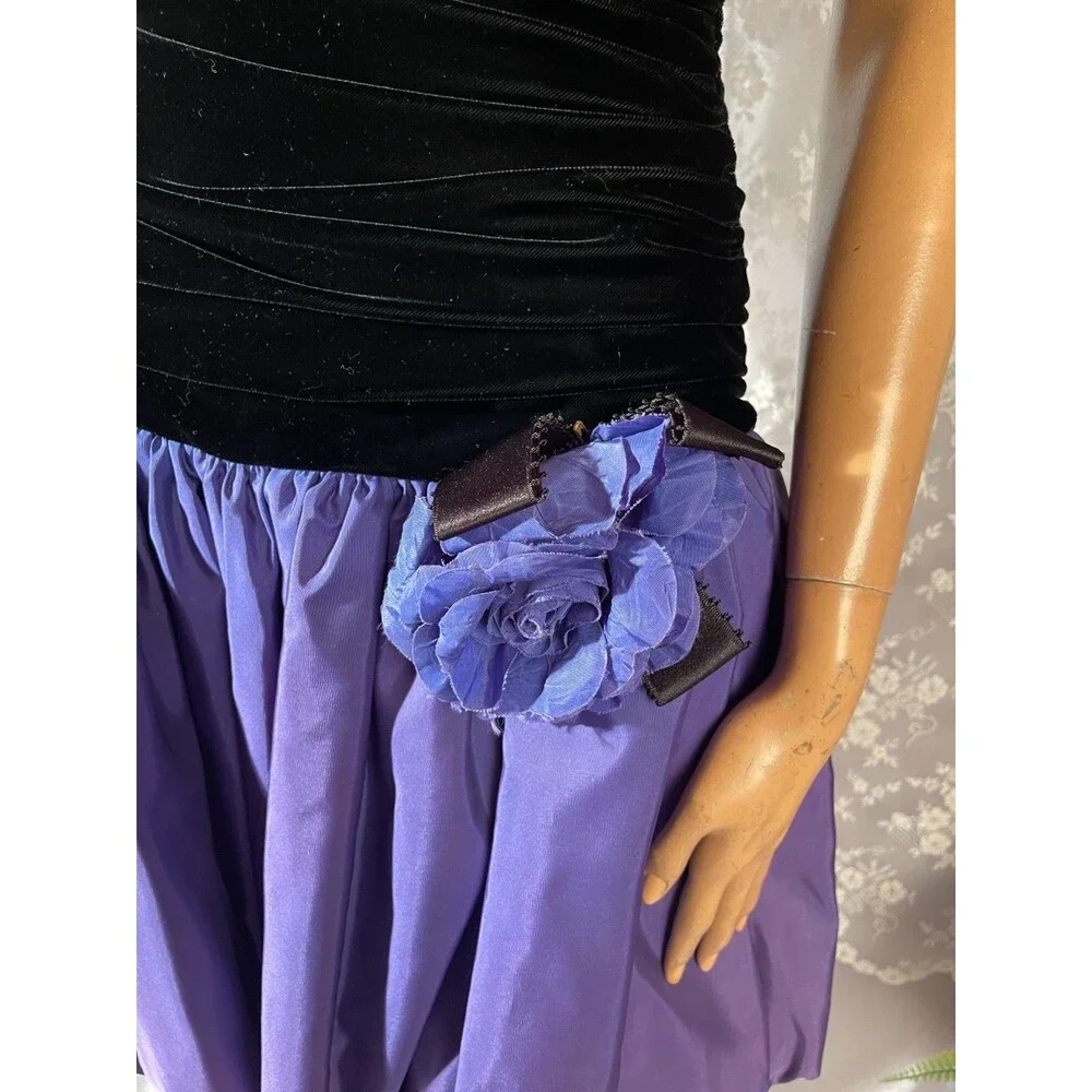 Vintage 80s Party Dress Size Small 1980s Retro Velvet Taffeta Balloon Skirt Mini